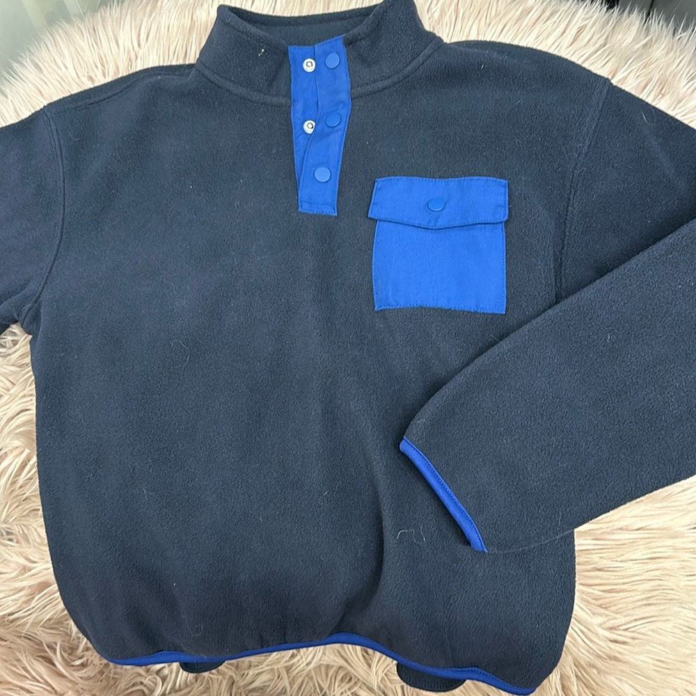 Boys Old Navy Pull Over